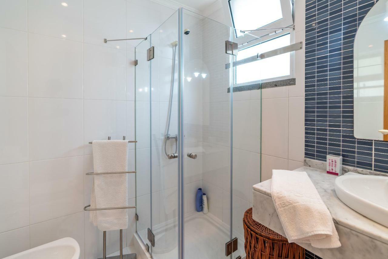 Zeza'S Apartament Calheta  Eksteriør bilde